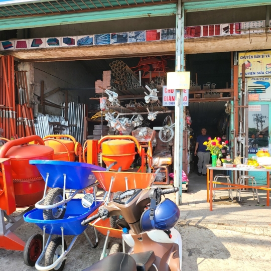 Chi nhánh bán hàng : 825 Trường Chinh , Phường Tây Thạnh, Quận Tân Phú